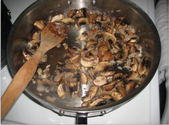 Carême de riz aux champignons champignons pour ceux qui ne mangent pas de viande