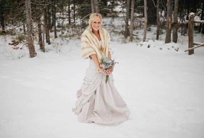 Comment choisir une robe de mariée d'hiver? Vues et Photos