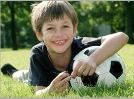 Jeux de balle dans la nature - avantage pour les enfants et les adultes